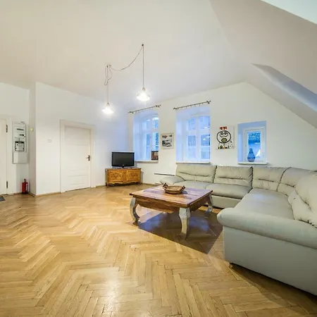 Homesphere Apartments - For Groups With Sauna - Kuninga 8 Ταλίν