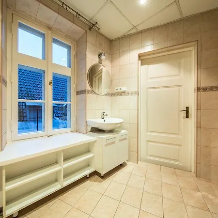 Διαμέρισμα Homesphere Apartments - For Groups With Sauna - Kuninga 8 *